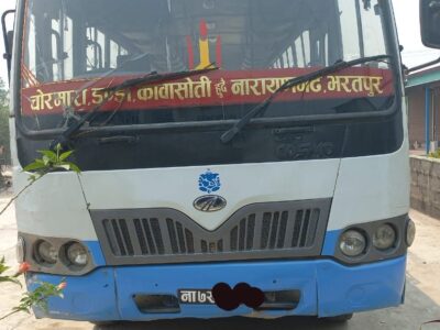 Mahendra tourister 33 STRBstage bus